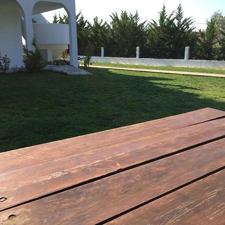 Simplicity At Iris Accommodation Psakoudia Exterior photo