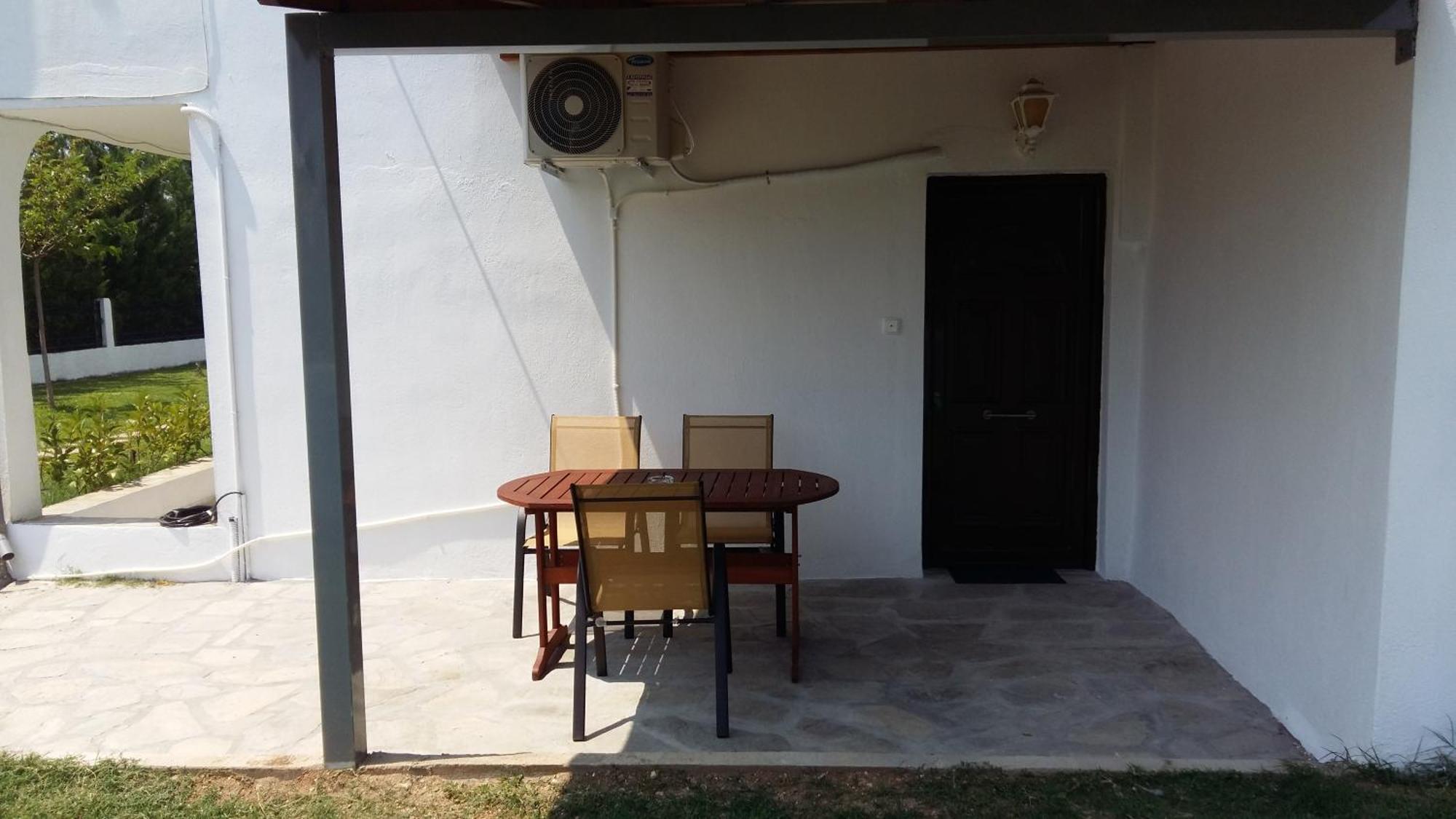 Simplicity At Iris Accommodation Psakoudia Exterior photo
